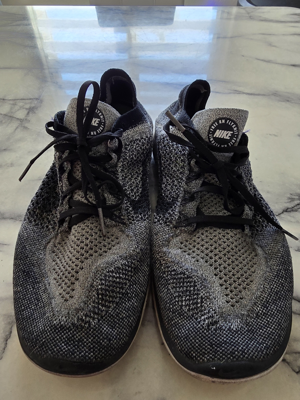 Nike Men’s Flyknit Black/Grey Athletic Shoes